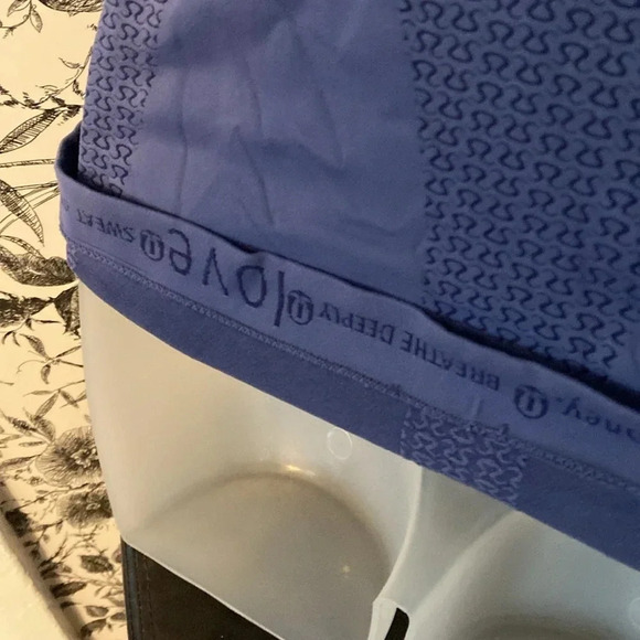 Lululemon tank top - Picture 5 of 5